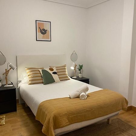 Apartamento Amplio Y Central A Pie De Playa La Concha سان سيباستيان المظهر الخارجي الصورة