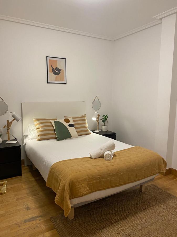 Apartamento Amplio Y Central A Pie De Playa La Concha سان سيباستيان المظهر الخارجي الصورة